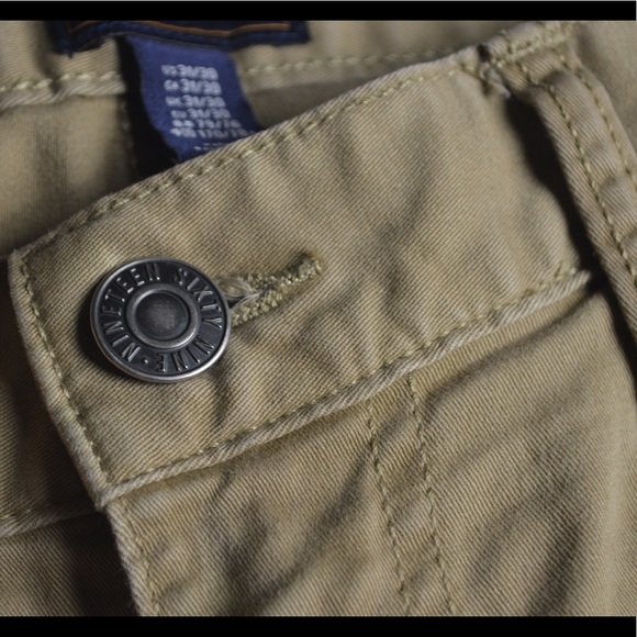 GAP Mens Khakis - Picture 4 of 5